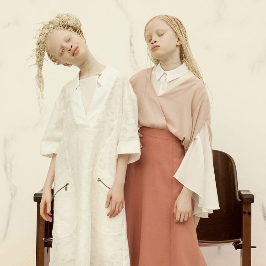 albino-twins-models-58e7514b53e64__880-850x850.jpg